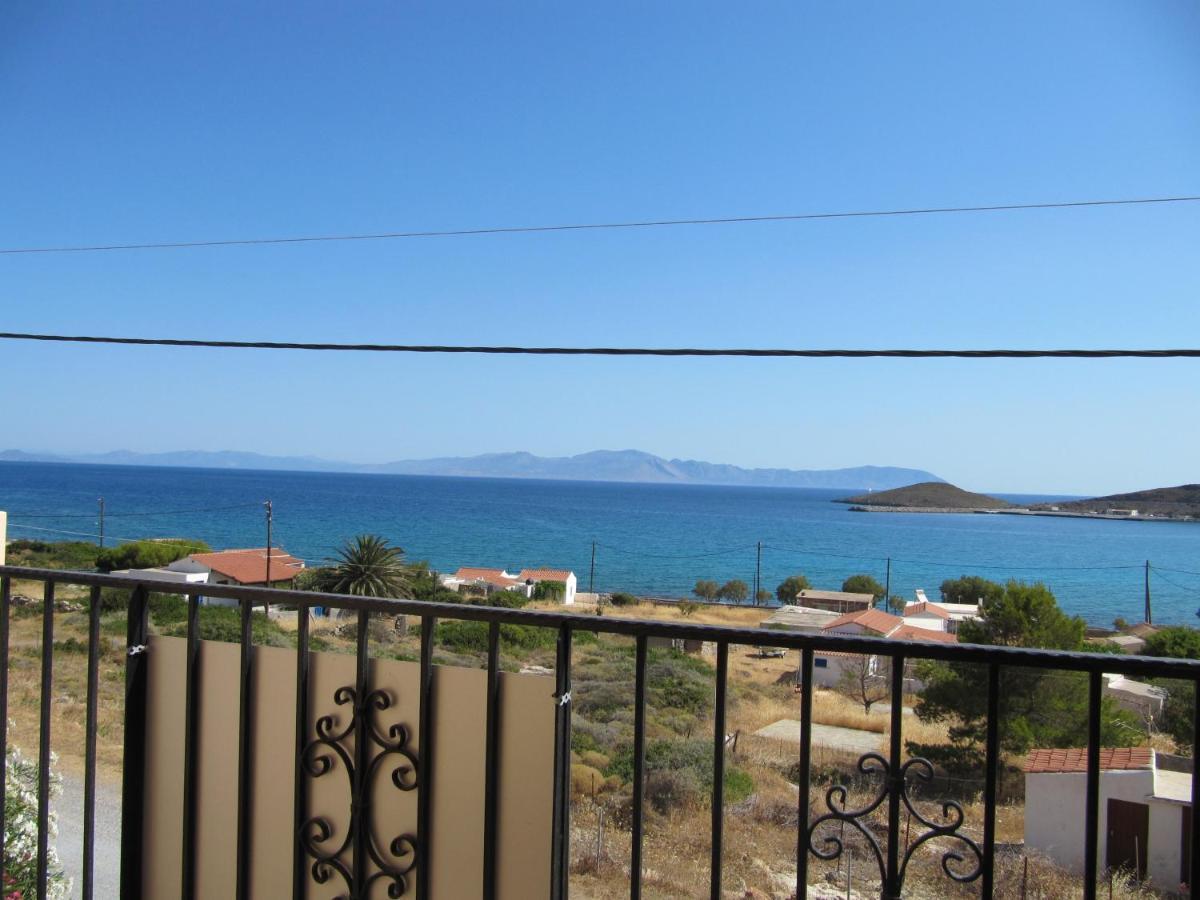 Eugenia Travasarou Sea View Appartments Diakofti Bagian luar foto