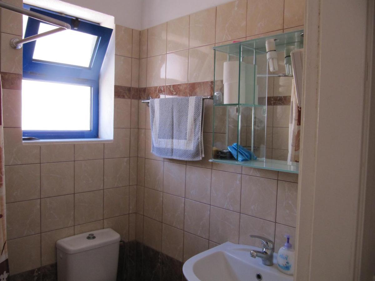 Eugenia Travasarou Sea View Appartments Diakofti Bagian luar foto