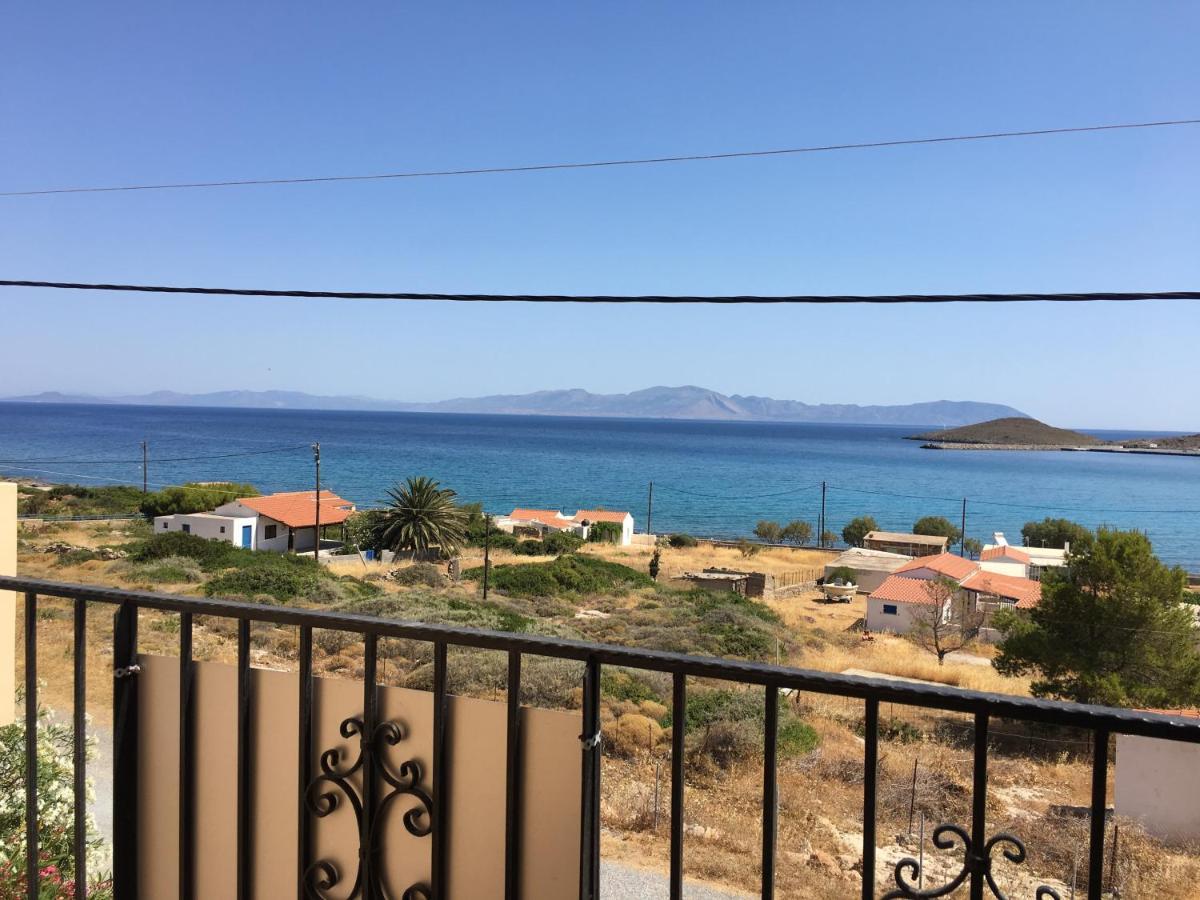 Eugenia Travasarou Sea View Appartments Diakofti Bagian luar foto