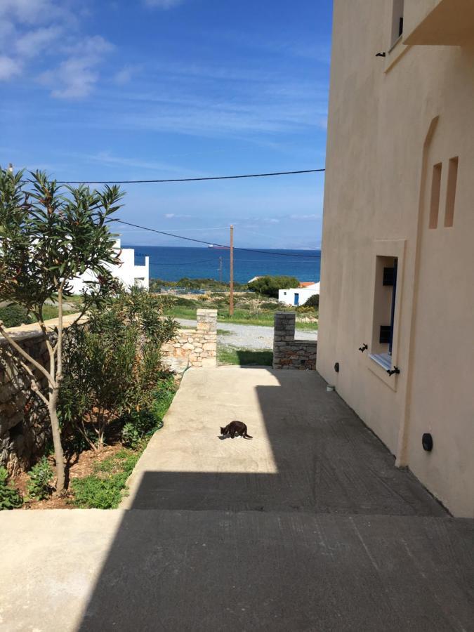 Eugenia Travasarou Sea View Appartments Diakofti Bagian luar foto
