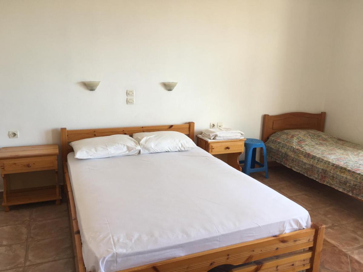 Eugenia Travasarou Sea View Appartments Diakofti Bagian luar foto